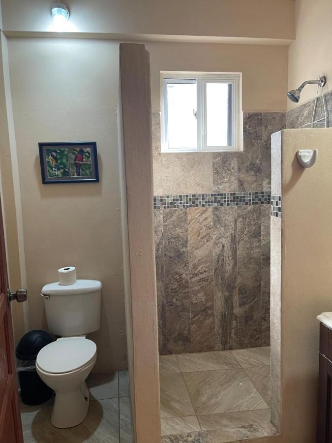 Yocamatsu Bed and Breakfast Caye Caulker Eksteriør billede