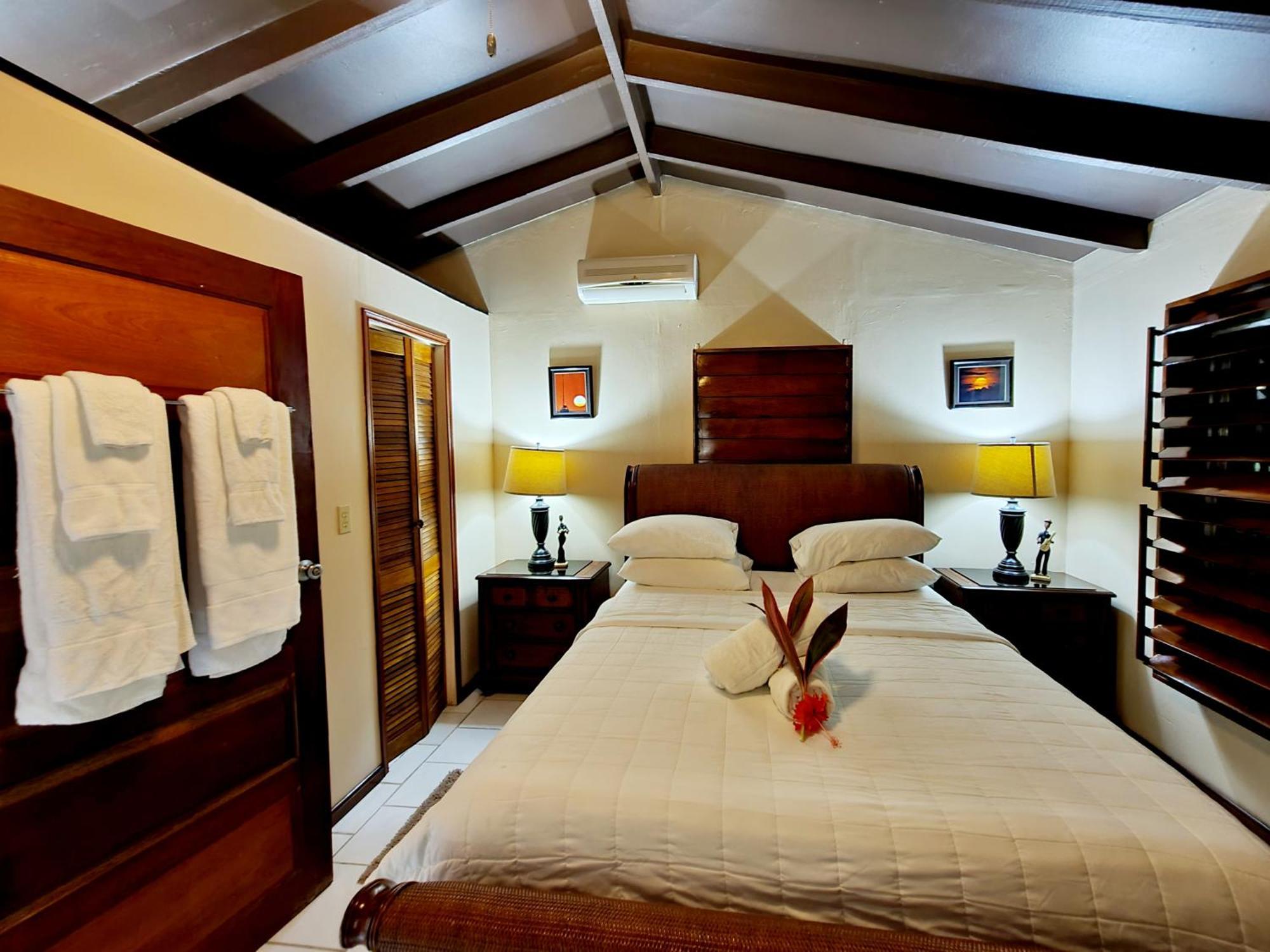 Yocamatsu Bed and Breakfast Caye Caulker Eksteriør billede