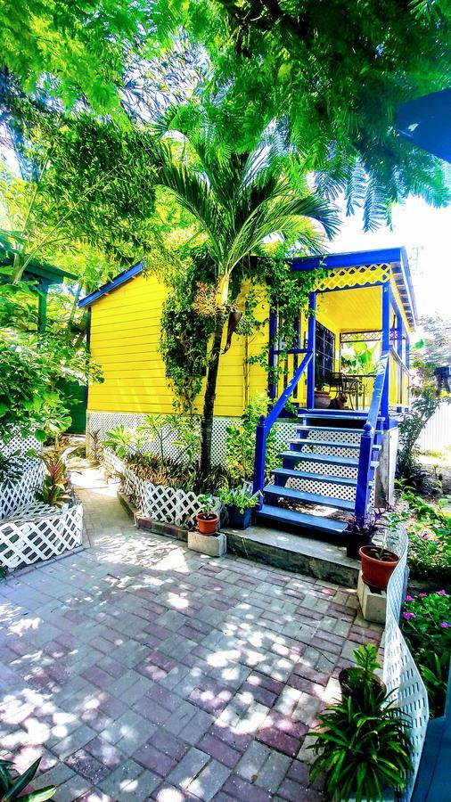 Yocamatsu Bed and Breakfast Caye Caulker Eksteriør billede